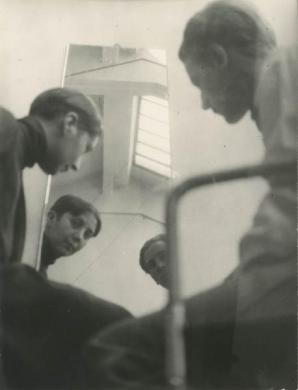 Florence Henri, Double portrait, neg. 1928, stampa 1977 (@Martini&Rochetti Genova), gelatina bromuro d'argento su carta, CC BY-NC-ND