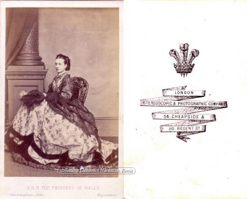 London Stereoscopic Company, Ritratto di Assandra di Danimarca principessa del Galles, 1865, Stampa positivo all'albumina, CC BY-SA