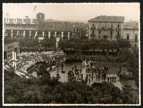Comune di Alessandria, visita di Benito Mussolini ad Alessandria - eventi in piazza Rattazzi, 05/1939, CC BY-SA