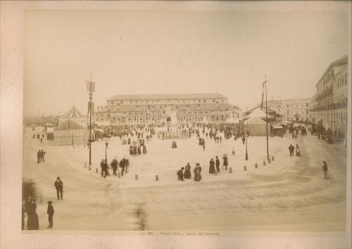 piazza Alfieri, con l'Alla, XIX, fine secolo, CC BY-SA