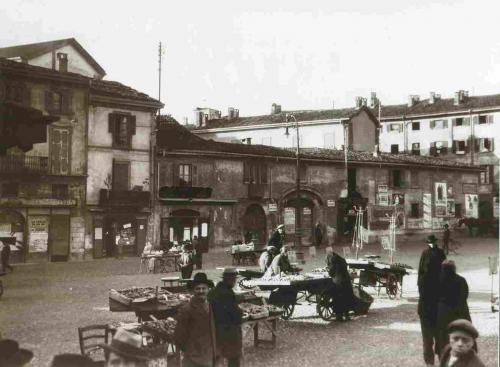 Studio fotografico Valdemaro, Centro storico di Monza, 1935 circa, gelatina bromuro d'argento/carta, CC BY-NC-ND