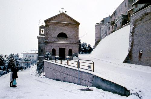 Bruno Grandinetti, La chiesa della Madonna delle Grazie, 1973, Diapositiva, CC BY-NC-SA