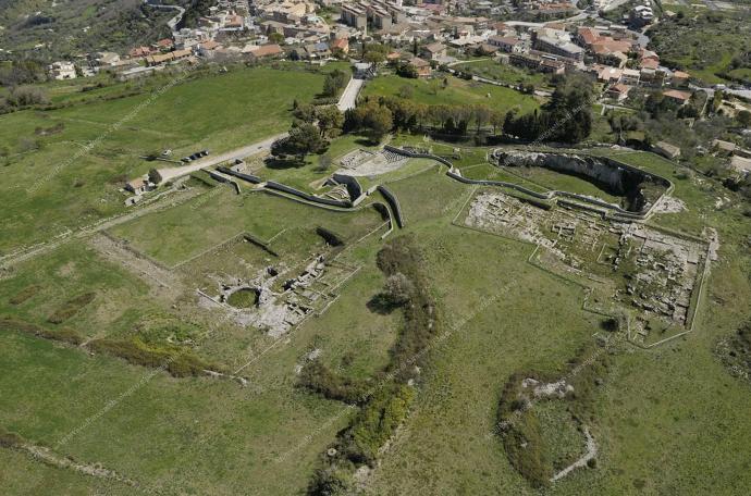 Parco Archeologico e Paesaggistico di Siracusa, Eloro, Villa del Tellaro e Akrai - Akrai, antica città.