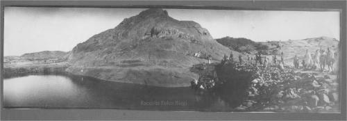 Ernesto Gallo (?), Abluzione dei fedeli  (Axum ?), gelatina ai sali d'argento, CC BY-SA