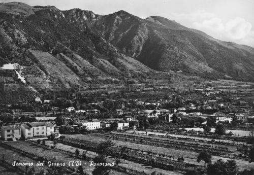 Gnocato, Giuseppe, Semonzo del Grappa (TV), panorama, 1960 ca. - Fondo G. Gnocato -, gelatina al bromuro d'argento/ carta, CC BY-SA