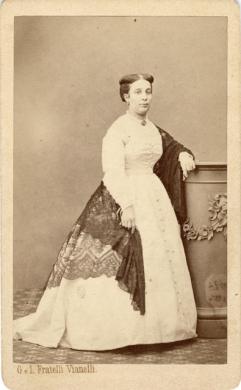 Fratelli Vianelli, Matilde de Reya, 1867, albumina su carta, CC BY-NC-SA