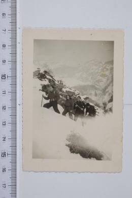 Gruppo partigiano Mont Emilius inverno 1944-45, CC BY-NC-ND