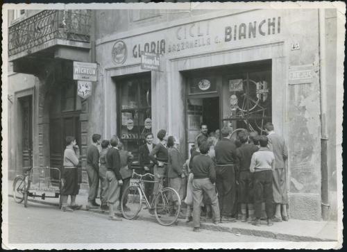 Fotografo non identificato, Trento, via del Suffragio, Cicli Bazzanella, post 1933, gelatina ai sali d'argento/ carta, CC BY-NC-ND