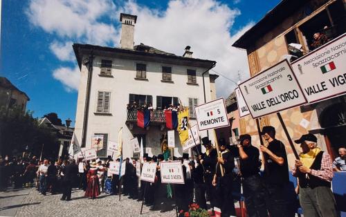 Raduno dello Spazzacamino Santa Maria Maggiore, CC BY-SA