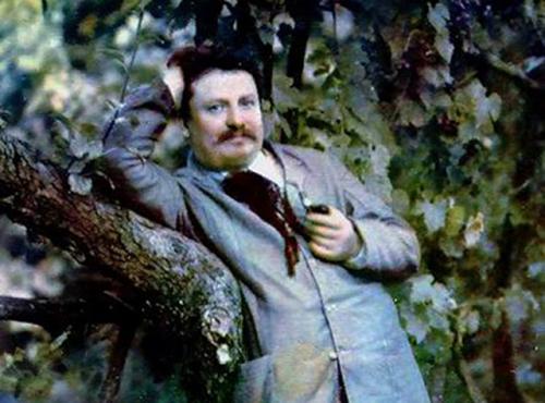 Michele Bertagna, Ritratto di Giovanni Pascoli, 1899 circa, stampa a colori, CC BY-NC-ND