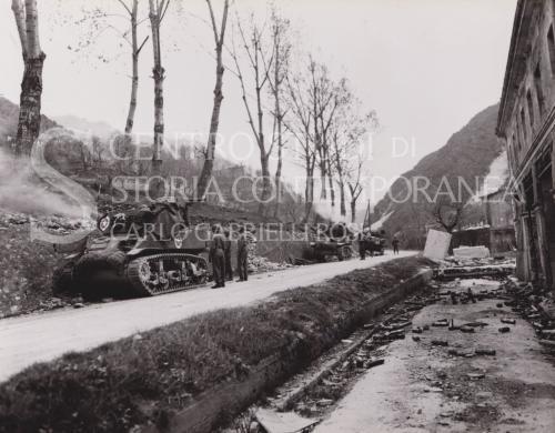 Anonimo, Avanzata alleata in Toscana, 1944, Fotografia, CC BY-SA