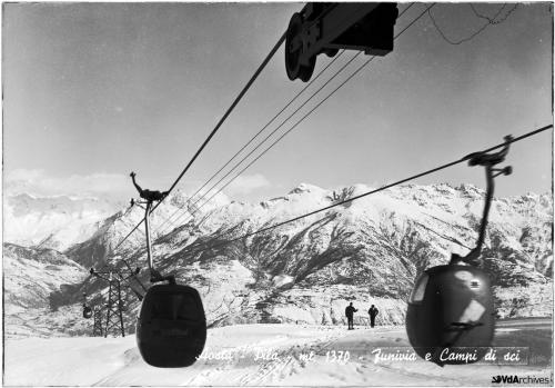 Autore non identificato, Telecabina Aosta - Pila, 1965 circa, Negativo gelatina-bromuro su lastra di vetro, CC BY-NC-SA