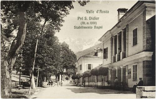 Autore non identificato, Stabilimento termale a Pré-Saint-Didier, 1905 circa, Cartolina postale, CC BY-NC-SA