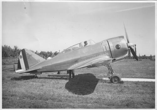 Prototipo del RE 2000 presso l'aeroporto Fernando Bonazzi di Reggio Emilia, 24/05/1939, CC BY-NC-ND