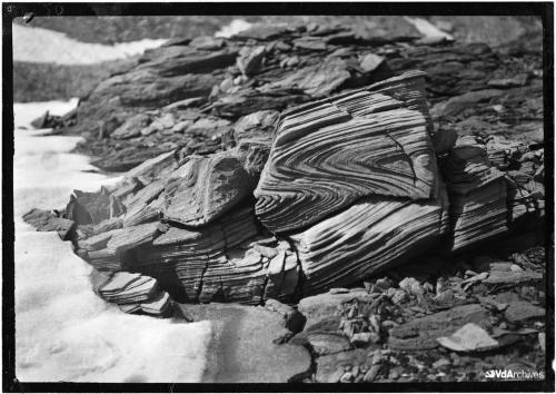 Jules Brocherel, Calcescisto pieghettato, 1923 circa, Negativo gelatina-bromuro su pellicola, CC BY-NC-SA