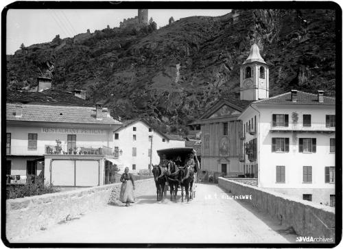 Luigi Broggi, Passaggio della diligenza a Villeneuve, 1905 circa, Negativo gelatina-bromuro su lastra di vetro, CC BY-NC-SA