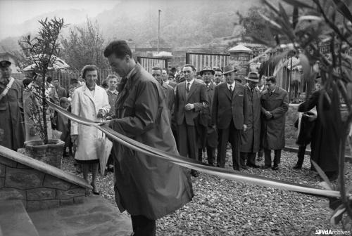 Octave Bérard, Inaugurazione della scuola elementare di Saint-Marcel, 1960, Negativo gelatina-bromuro su pellicola, CC BY-NC-SA
