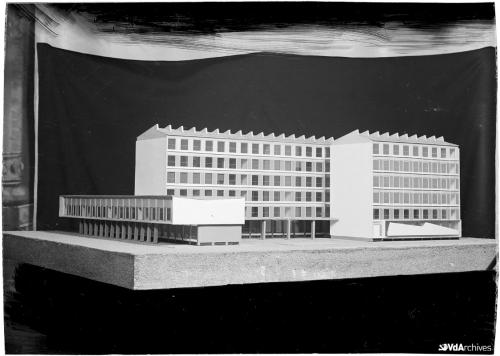 Ottavio Pane, Plastico del nuovo palazzo regionale di Aosta, 1955, Negativo gelatina-bromuro su pellicola, CC BY-NC-SA