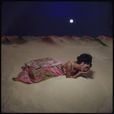 Barbieri, Gian Paolo, La zingara addormentata, Mirella Petteni, Milano, 1967, Fotografia, CC BY-SA