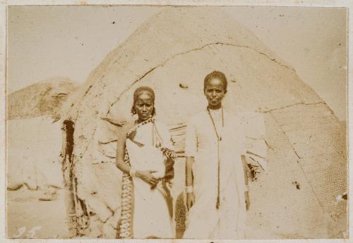 Ugo Ferrandi, Tipi a Massaua, XIX secolo, carta/ gelatina ai sali d'argento, CC BY-SA