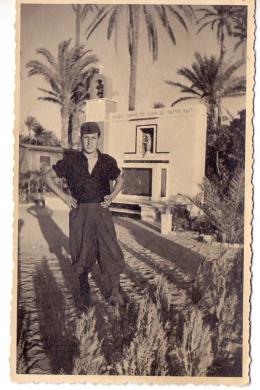 sconosciuto, Giovane di Borgo erizzo a Tripoli, fra le Camice Nere, 1924, CC BY-SA