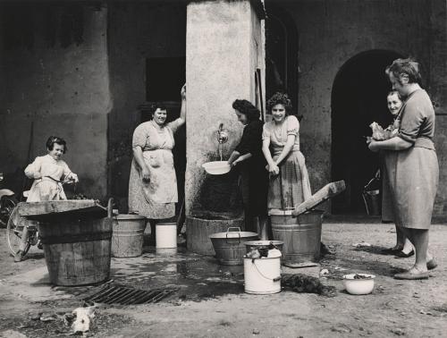 Solvini, Mario, Lavandaie, XX sec. terzo quarto secolo, gelatina ai sali d'argento/carta, CC BY-NC-ND