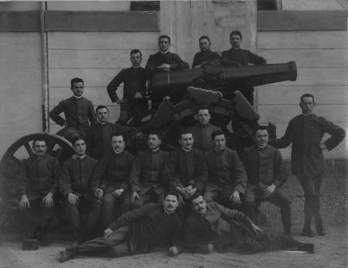 Ignoto, Congedandi Classe 1891 attorno all'obice da 149mm, 1913, CC BY-NC-ND
